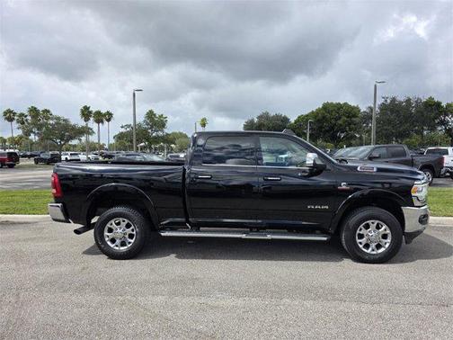 2021 RAM 2500 Laramie Crew Cab 4x4 6'4' Box