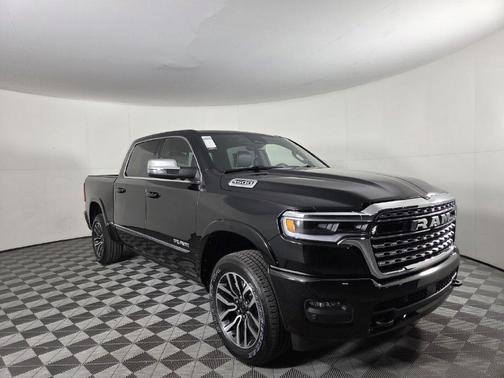 Diamond Black Crystal Pearlcoat 2027 RAM 1500 Limited