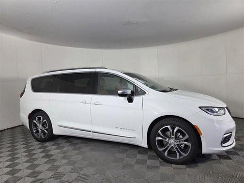 2026 Chrysler Pacifica L