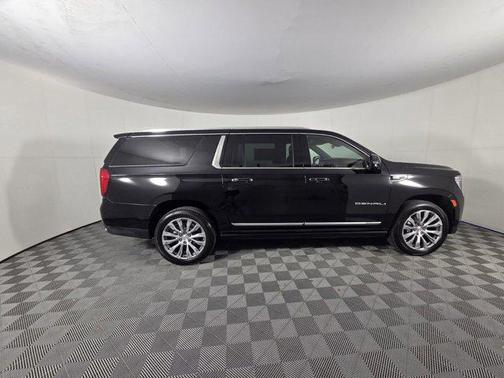 Onyx Black 2023 GMC Yukon XL Denali