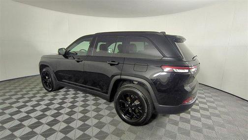 2024 Jeep Grand Cherokee Altitude