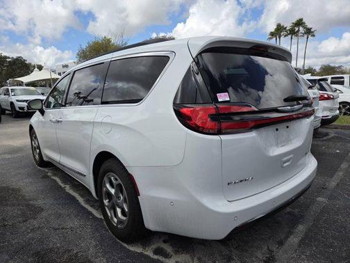 2023 Chrysler Pacifica Limited