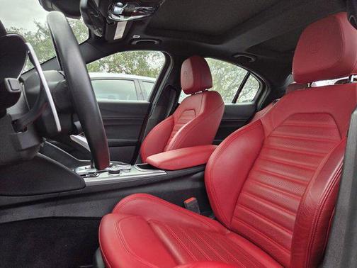 2024 Alfa Romeo Giulia Veloce AWD