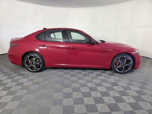 2024 Alfa Romeo Giulia Veloce AWD