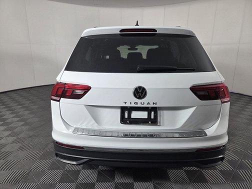 2024 Volkswagen Tiguan 2.0T Wolfsburg Edition