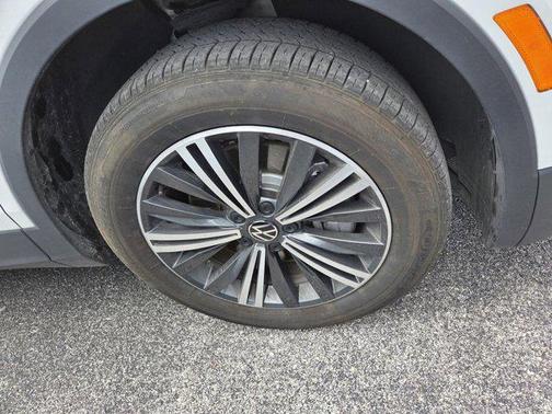 2024 Volkswagen Tiguan 2.0T Wolfsburg Edition