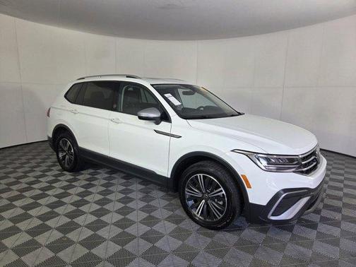 2024 Volkswagen Tiguan 2.0T Wolfsburg Edition
