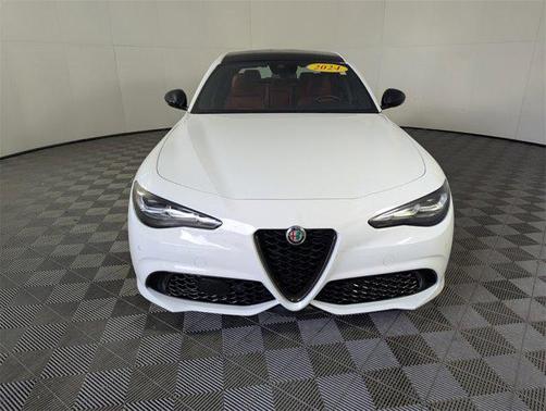 2024 Alfa Romeo Giulia Veloce RWD