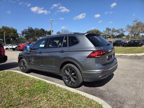 2024 Volkswagen Tiguan 2.0T SE