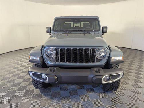 2025 Jeep Gladiator High Tide