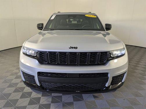 2022 Jeep Grand Cherokee L Altitude