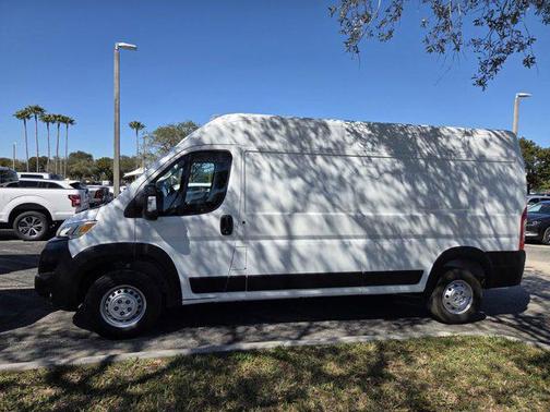 2024 RAM ProMaster 2500 Tradesman
