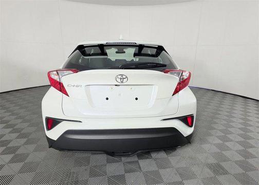 2021 Toyota C-HR XLE