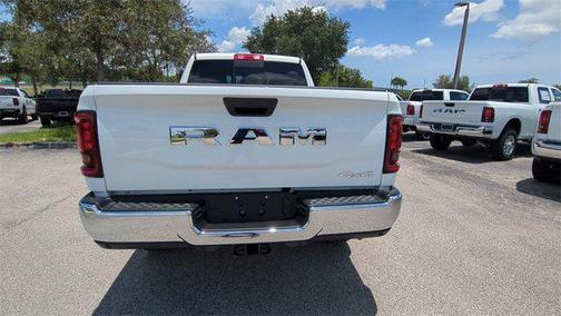 2025 RAM 2500 Tradesman Crew Cab 4x4 6'4' Box