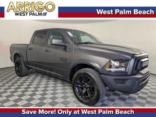 2024 RAM 1500 Classic Warlock Crew Cab 4x4 5'7' Box