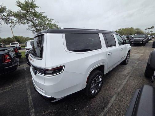 2024 Jeep Grand Wagoneer L Series III 4x4