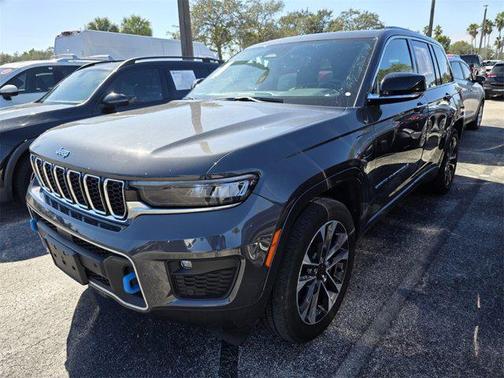 2023 Jeep Grand Cherokee 4xe Overland