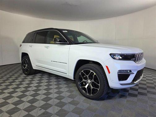 2025 Jeep Grand Cherokee Summit