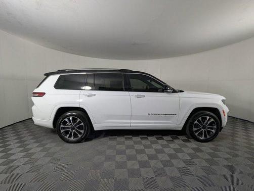 2022 Jeep Grand Cherokee L Overland
