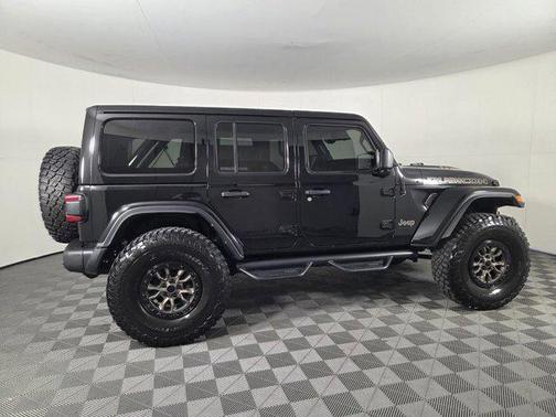 Black Clearcoat 2023 Jeep Wrangler Rubicon 392