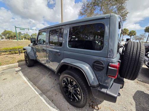 2025 Jeep Wrangler 4xe Sahara