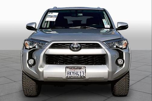 Classic Silver Metallic 2018 Toyota 4Runner SR5 Premium