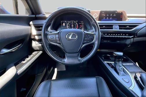 Caviar 2021 Lexus UX 200 Base