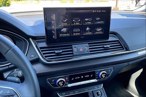 Manhattan Gray Metallic 2023 Audi Q5 40 Premium Plus