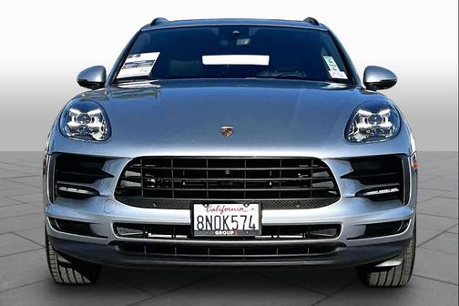 Dolomite Silver Metallic 2020 Porsche Macan Macan