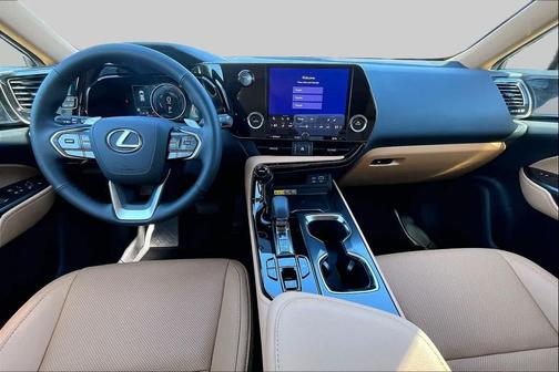 Nori Green Pearl 2026 Lexus NX 350h Premium