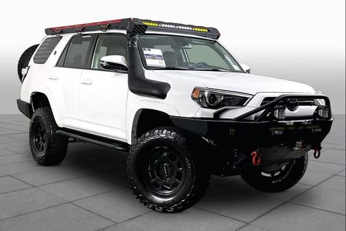 White 2022 Toyota 4Runner SR5 Premium