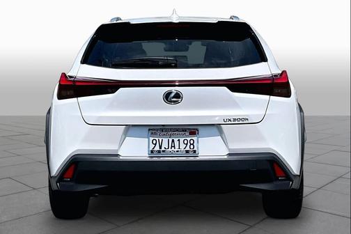 Eminent White Pearl 2025 Lexus UX 300h Base