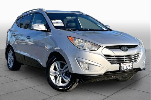 Diamond Silver 2013 Hyundai TUCSON GLS
