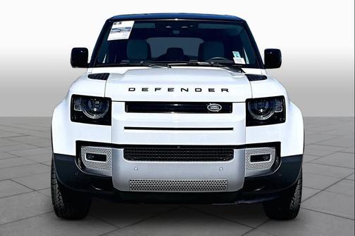2025 Land Rover Defender 110 P300