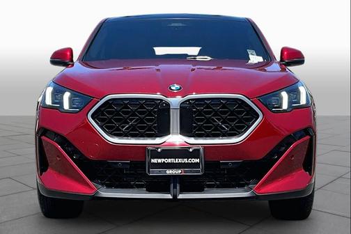 RED 2025 BMW X2 xDrive28i