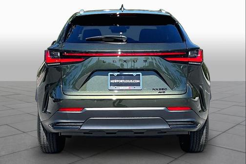Nori Green Pearl 2026 Lexus NX 350 Premium