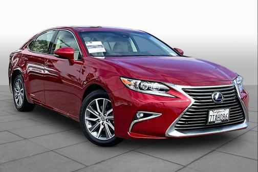 Matador Red Mica 2016 Lexus ES 300h Base