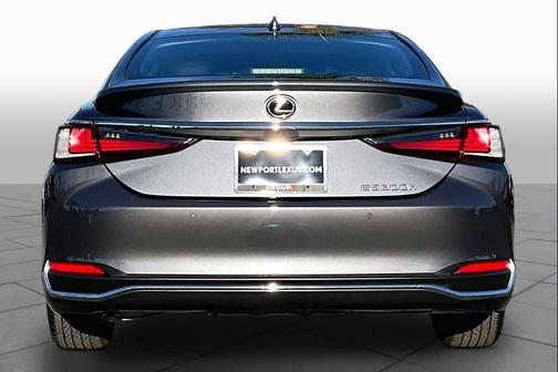 Cloudburst Gray 2023 Lexus ES 300h Luxury