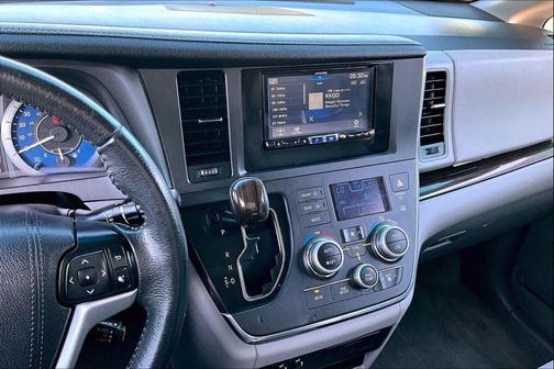 Silver Sky Metallic 2017 Toyota Sienna XLE