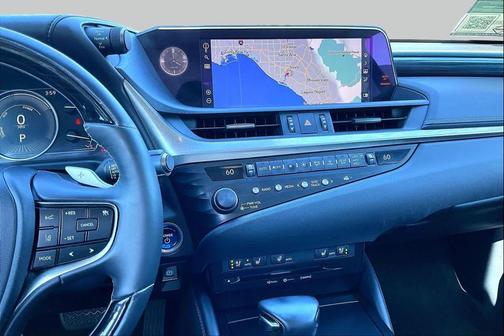 Eminent White Pearl 2020 Lexus ES 300h Base