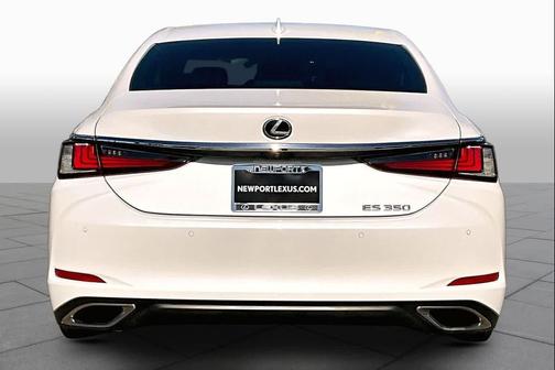 Eminent White Pearl 2019 Lexus ES 350 Base