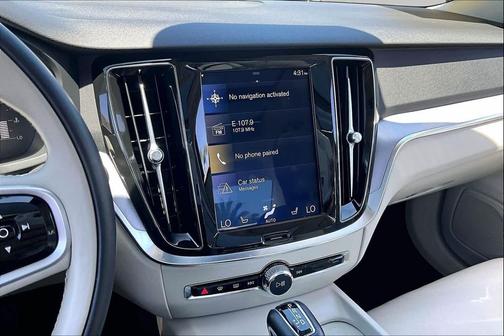 2019 Volvo S60 T5 Momentum
