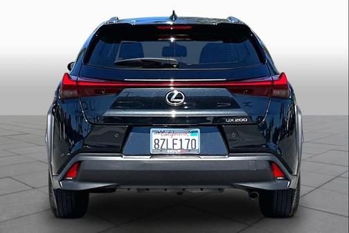 Caviar 2022 Lexus UX 200 Base