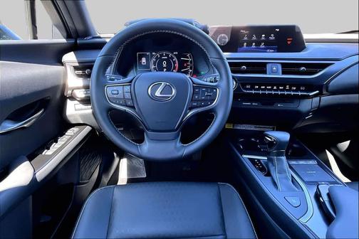 Caviar 2022 Lexus UX 200 Base