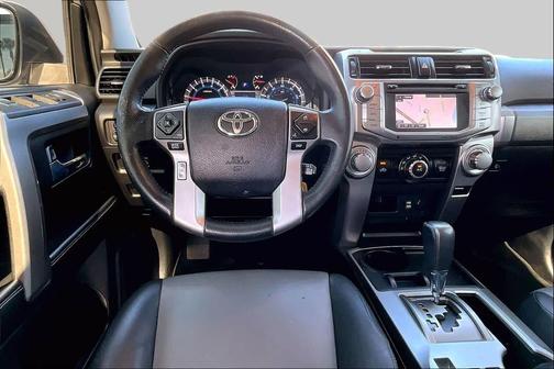 Classic Silver Metallic 2016 Toyota 4Runner SR5 Premium