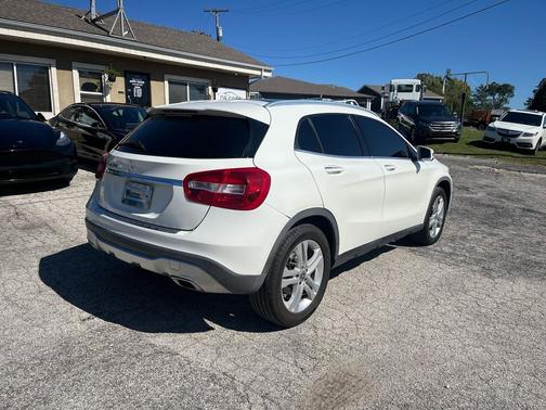 2018 Mercedes-Benz GLA 250 Base