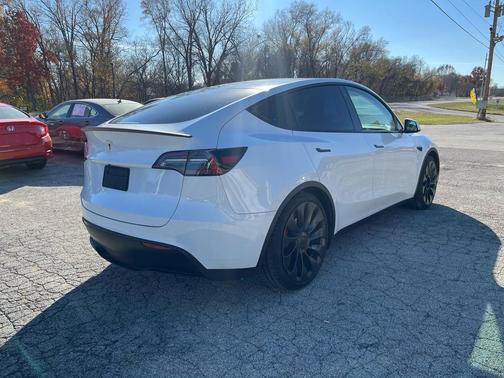 2022 Tesla Model Y Performance Dual Motor All-Wheel Drive