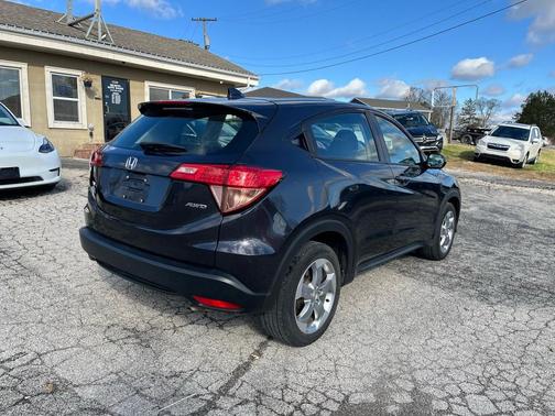 2017 Honda HR-V LX