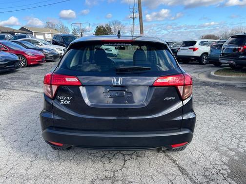 2017 Honda HR-V LX