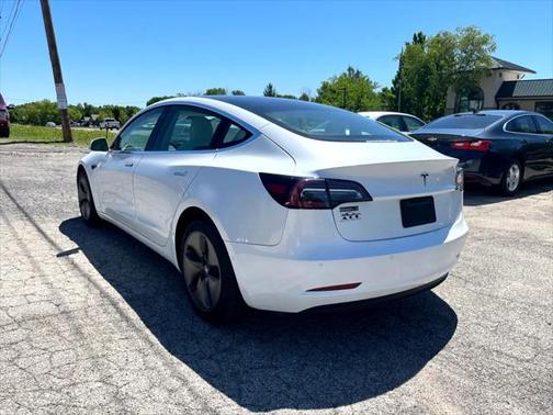 2019 Tesla Model 3 Mid Range